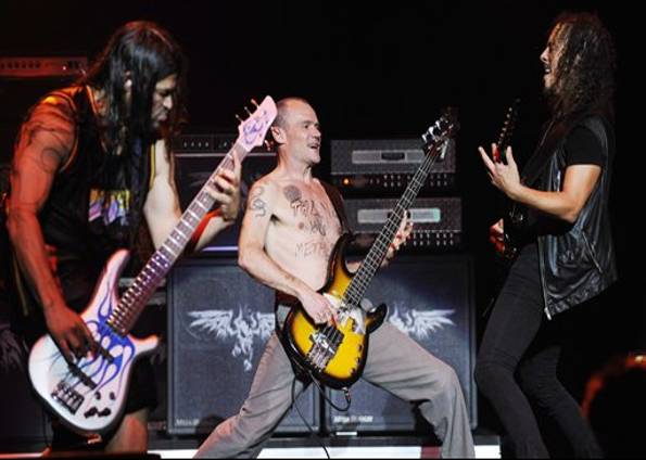 Metallica и Red Hot Chili Peppers сразятся на музыкальном ринге